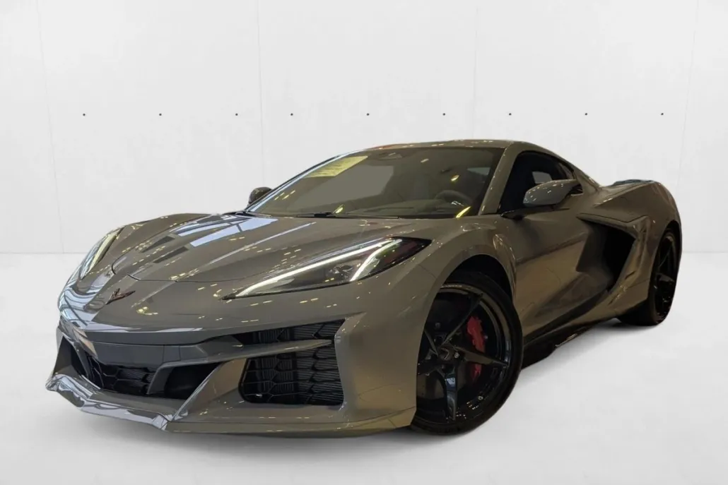 2025 Chevrolet Corvette E-Ray 1LZ photo 1