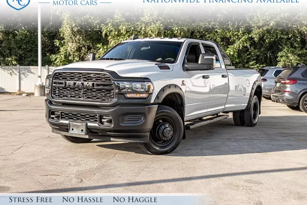 2024 Ram 3500 Tradesman photo 1