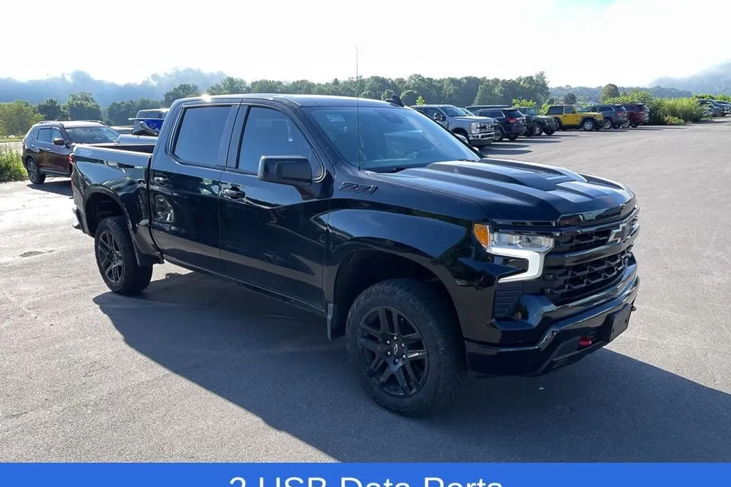 2023 Chevrolet Silverado 1500 LT Trail Boss photo 1