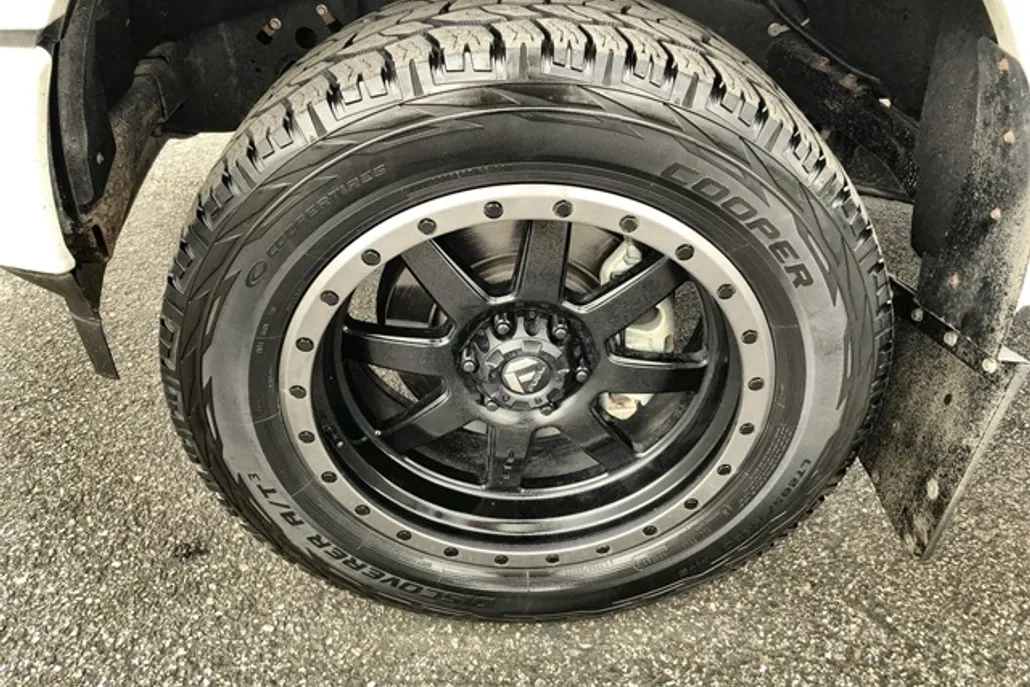 2020 Ford F-150 Lariat photo 1