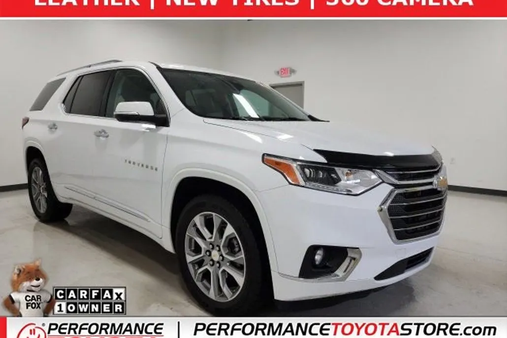 2021 Chevrolet Traverse Premier photo 1