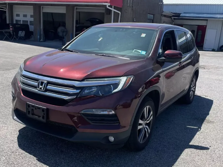 2018 Honda Pilot EX photo 1