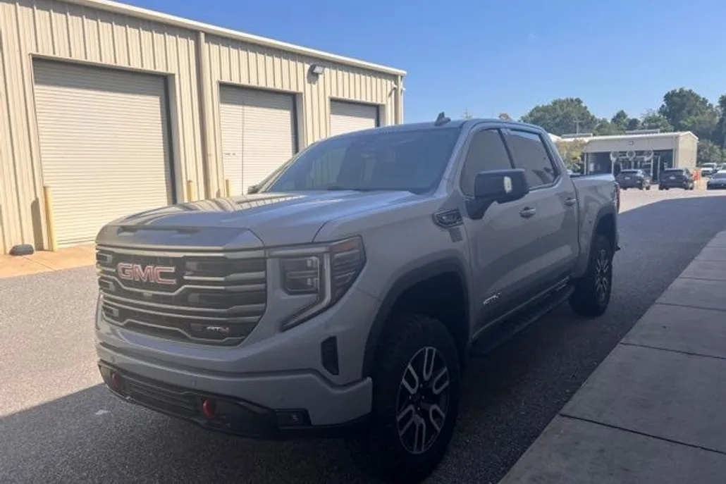 2024 Gmc Sierra 1500 AT4 photo 1