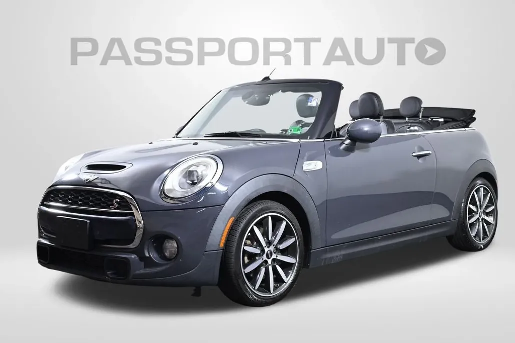 2016 Mini Cooper S Convertible photo 1