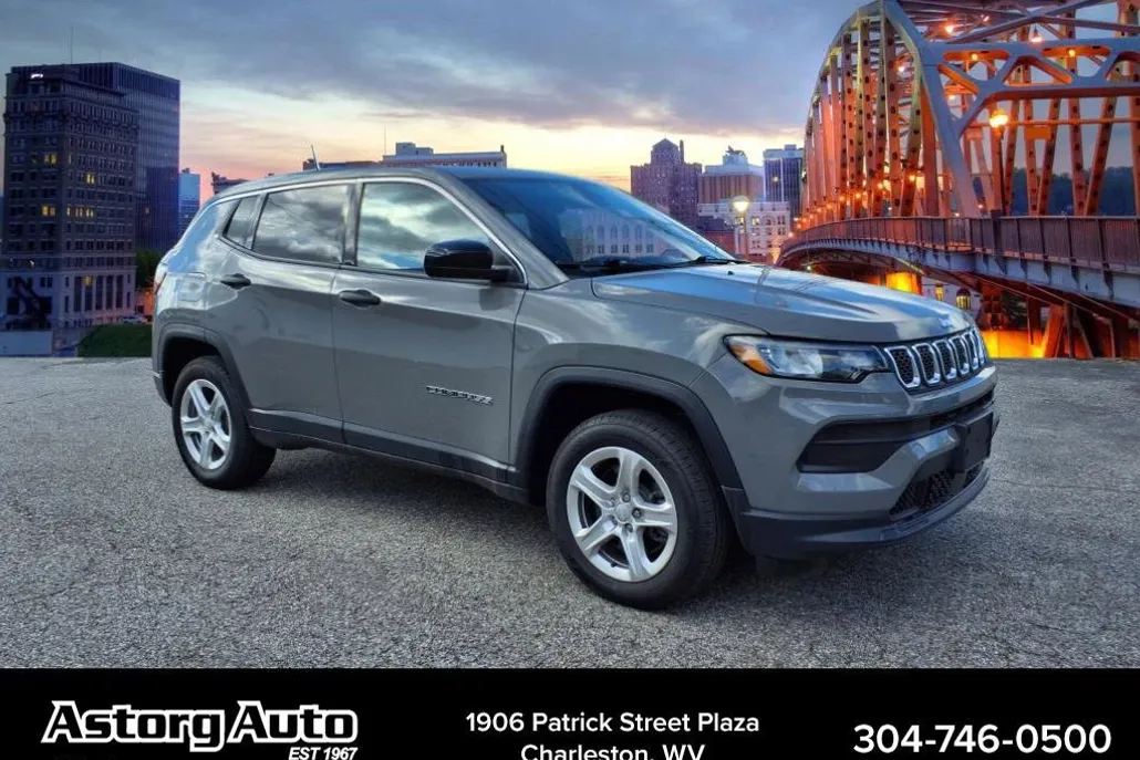 2023 Jeep Compass Sport photo 1