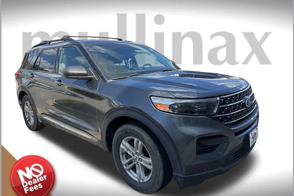 2020 Ford Explorer XLT photo 1