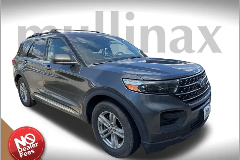 2020 Ford Explorer XLT photo 1