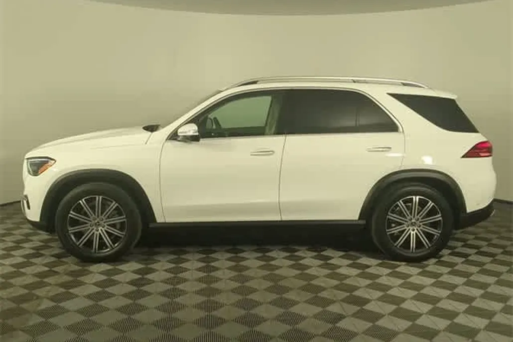 2025 Mercedes Benz GLE 350 4MATIC photo 1