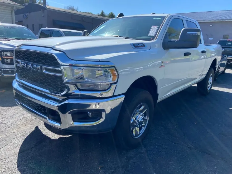 2023 Ram 3500 Tradesman photo 1