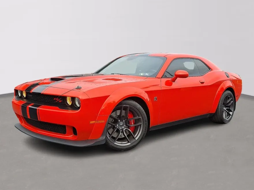 2019 Dodge Challenger R/T Scat Pack Widebody photo 1