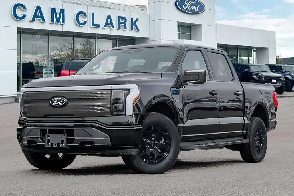 2025 Ford F-150 Lightning XLT photo 1