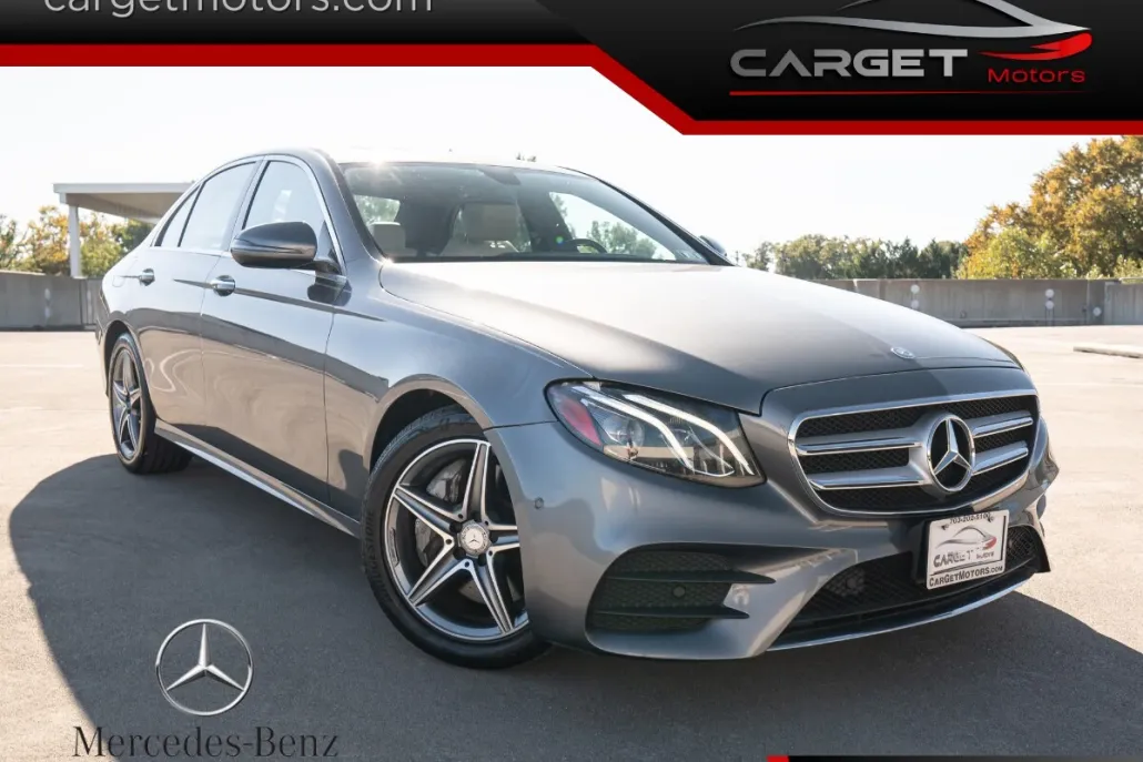 2017 Mercedes Benz E 300 4MATIC photo 1