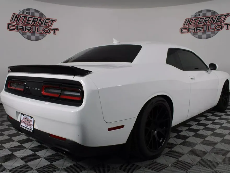 2017 Dodge Challenger SRT8 Hellcat photo 7