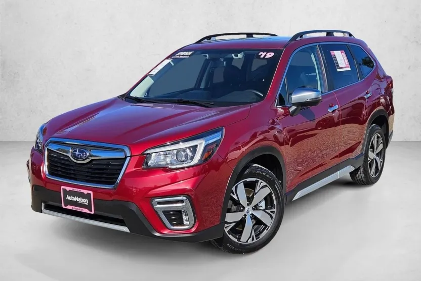 2019 Subaru Forester Touring photo 1