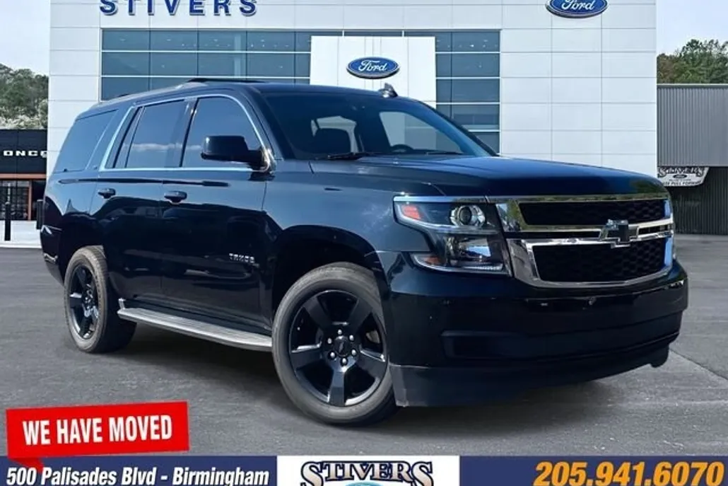 2017 Chevrolet Tahoe LT photo 1