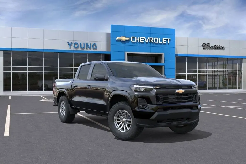 2026 Chevrolet Colorado LT photo 1
