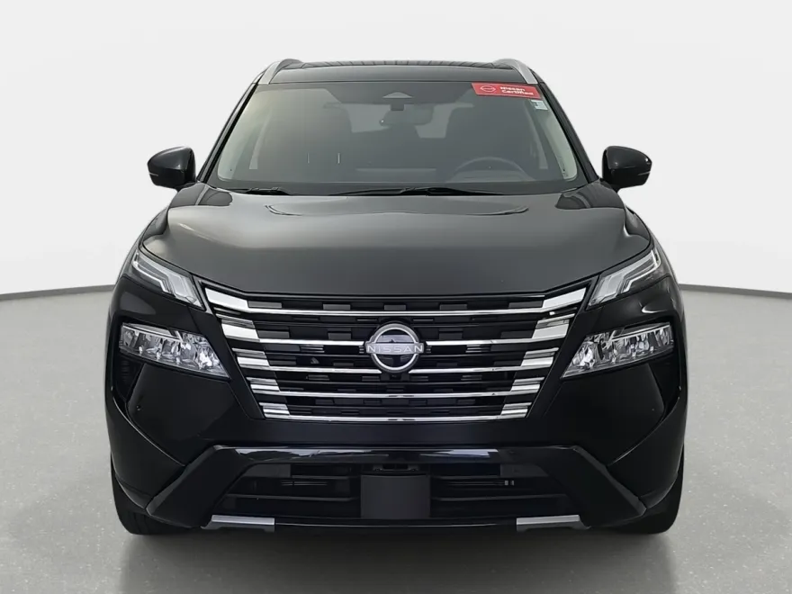 2024 Nissan Rogue Platinum photo 1