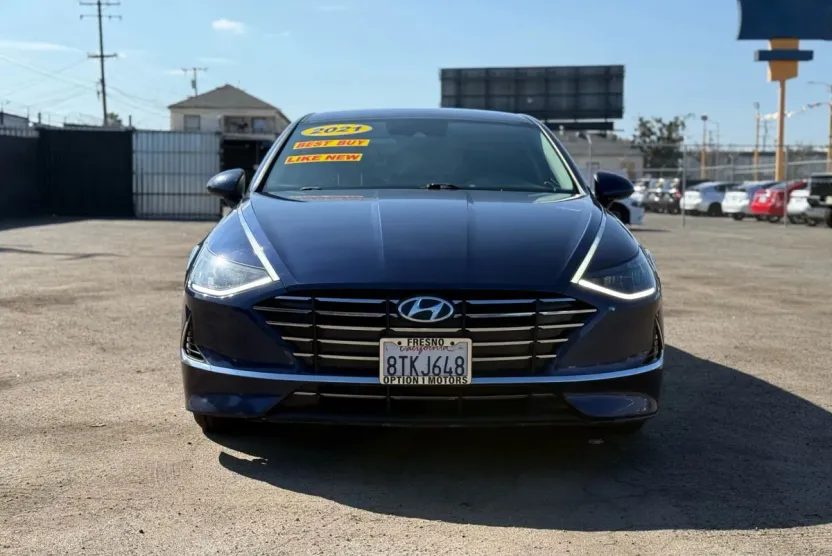 2021 Hyundai Sonata SE photo 1