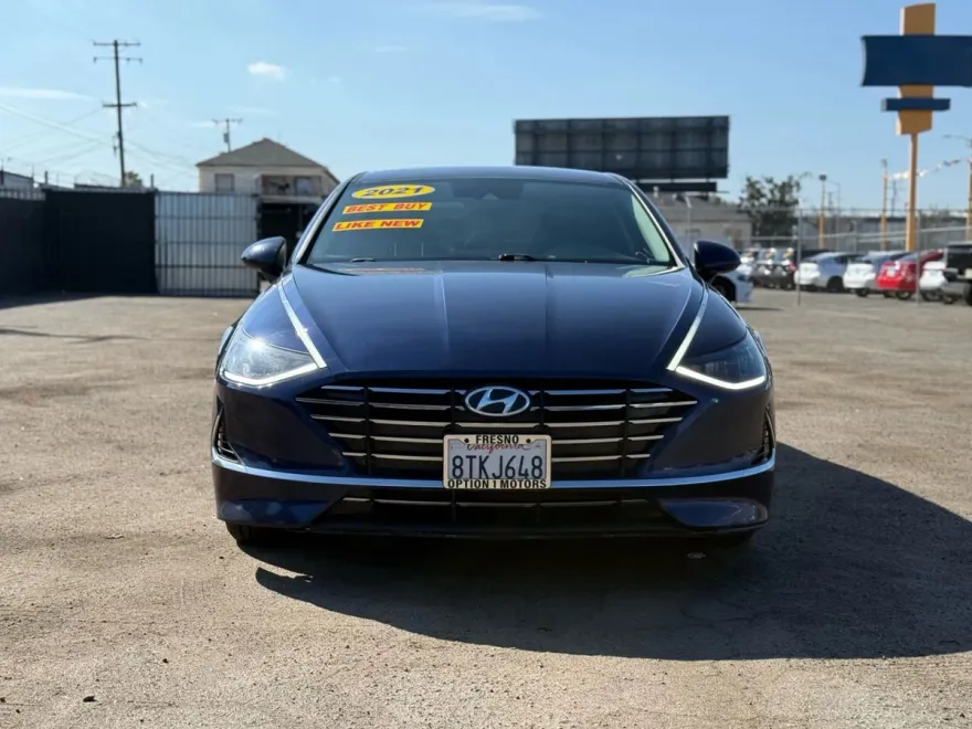 2021 Hyundai Sonata SE photo 1