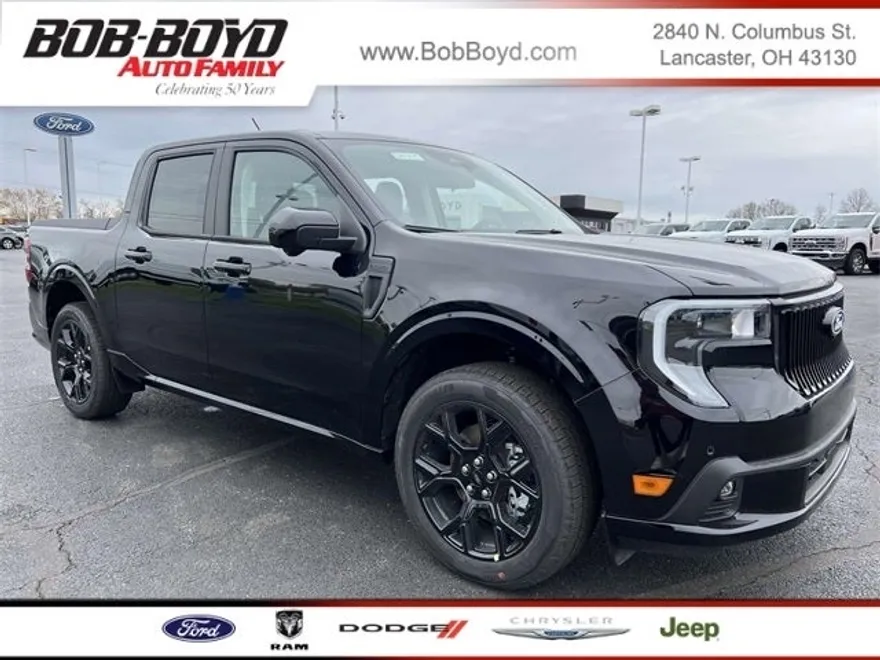 2025 Ford Maverick Lariat photo 1