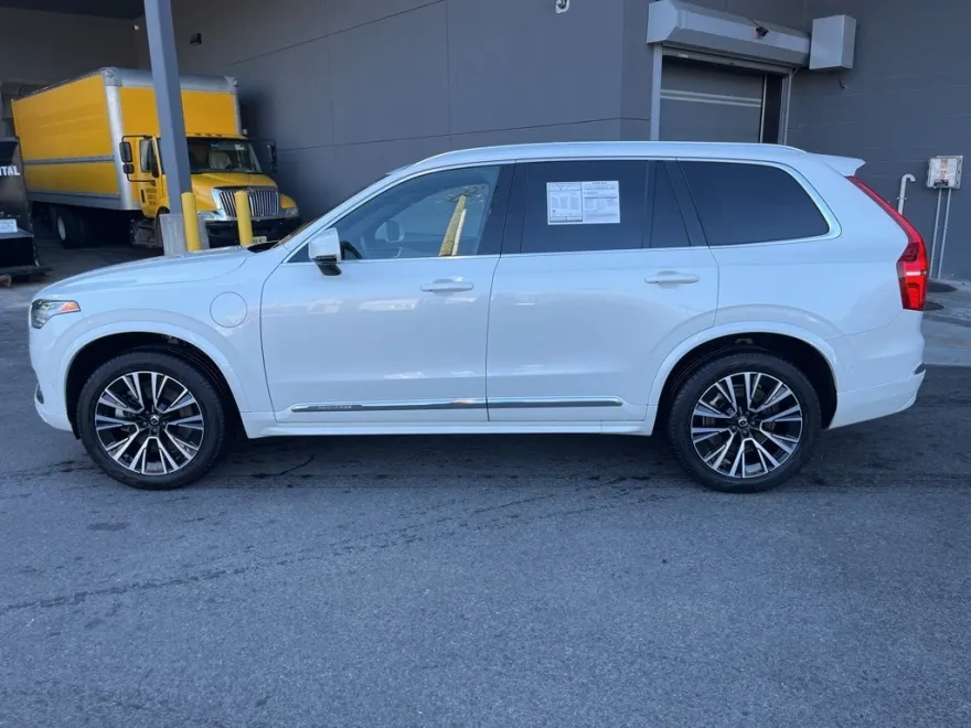 2024 Volvo XC90 Recharge T8 Plus photo 1