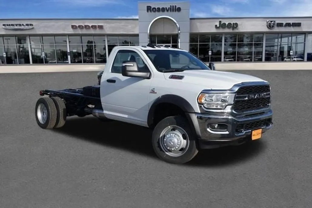 2024 Ram 5500 Tradesman photo 1