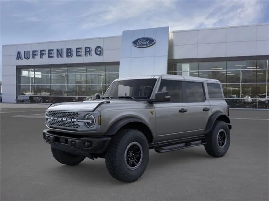 2025 Ford Bronco Badlands photo 1