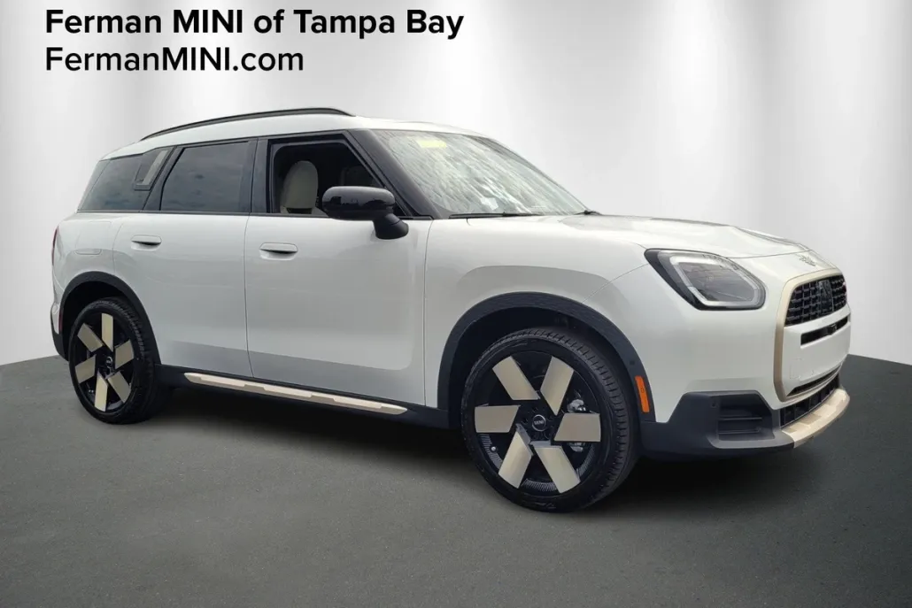 2025 Mini Countryman ALL4 S photo 1