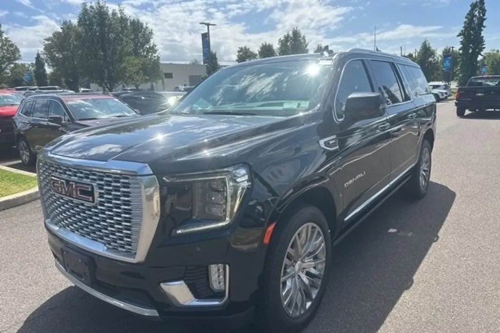 2022 Gmc Yukon XL Denali photo 1