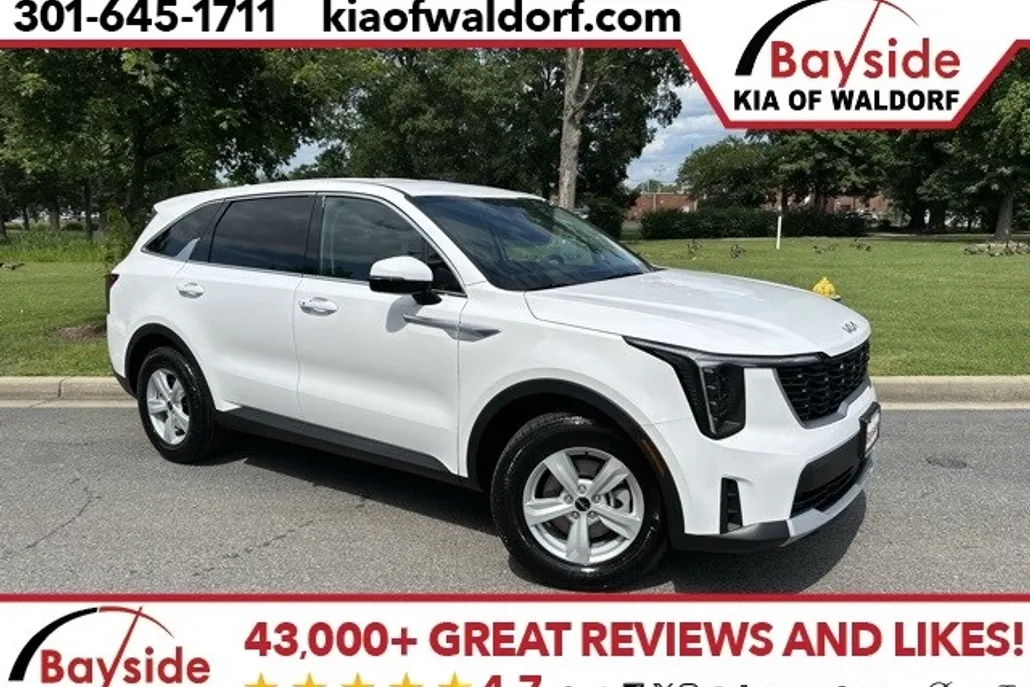 2025 Kia Sorento LX photo 1
