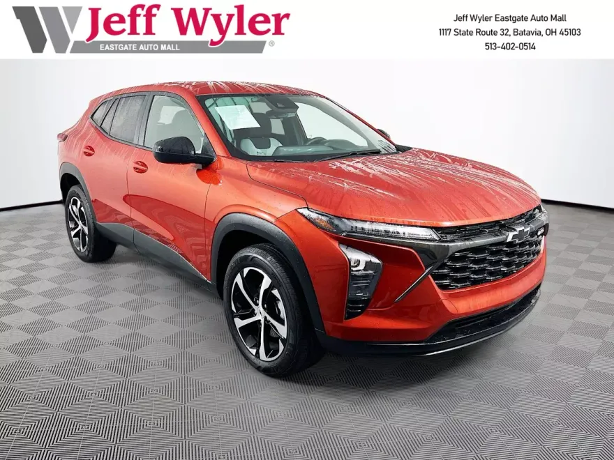 2024 Chevrolet Trax photo 1