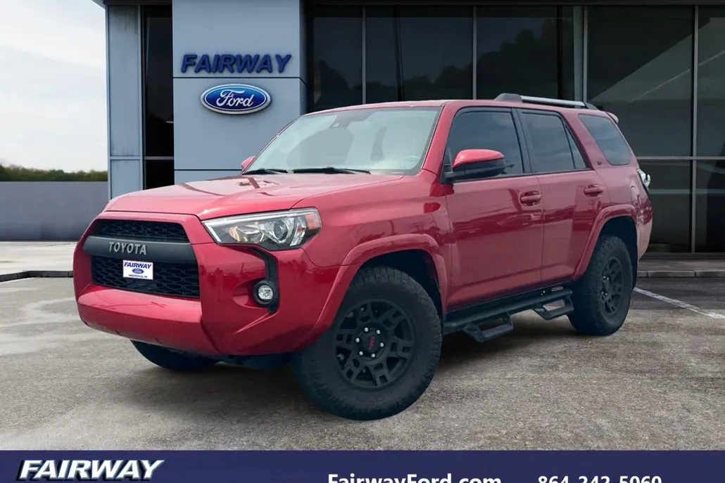 2022 Toyota 4Runner SR5 photo 1