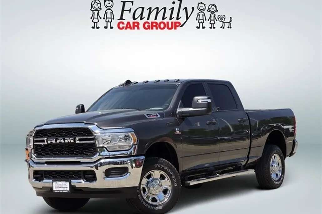 2024 Ram 2500 Tradesman photo 1