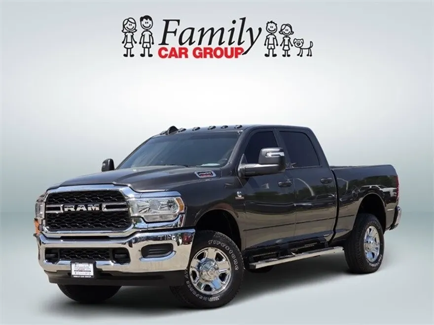 2024 Ram 2500 Tradesman photo 1