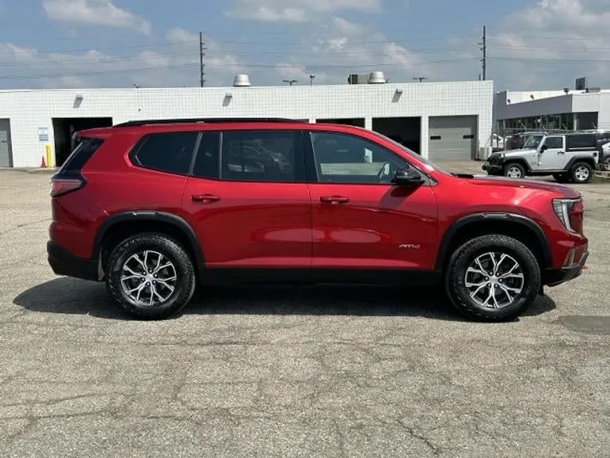 2024 Gmc Acadia AT4 photo 1