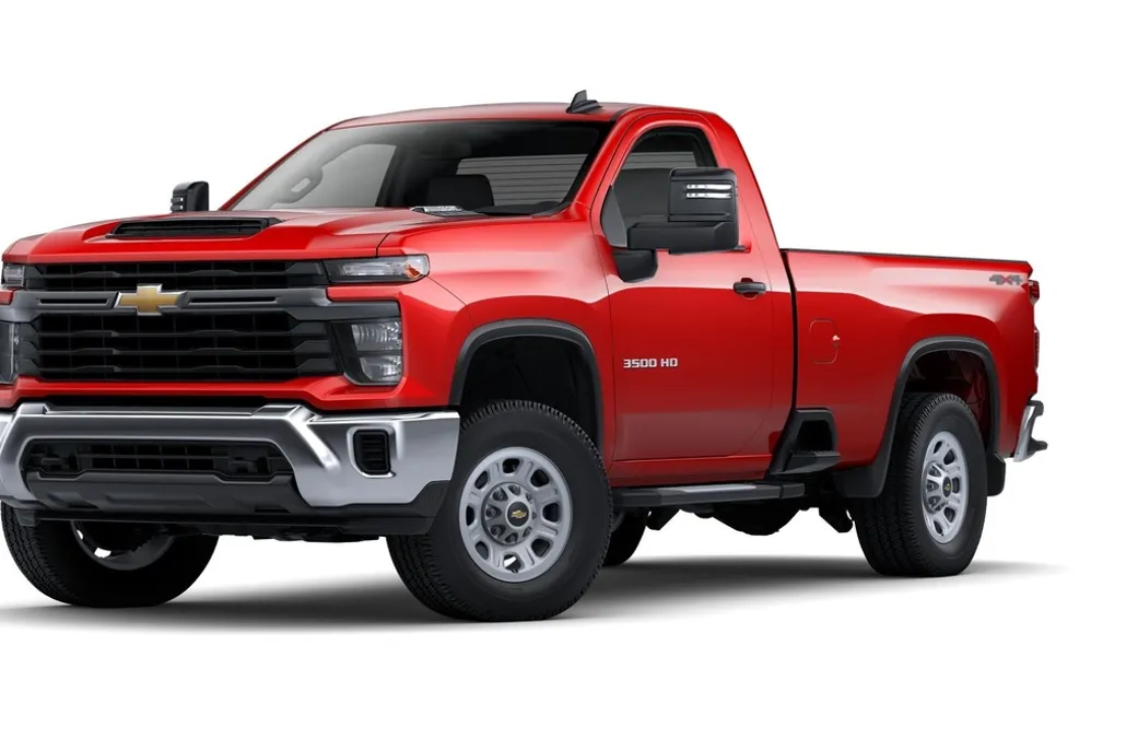 2025 Chevrolet Silverado 3500HD photo 1