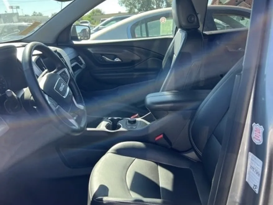 2024 Gmc Terrain SLT photo 1