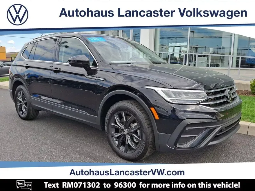 2024 Volkswagen Tiguan SE Wolfsburg Edition photo 1