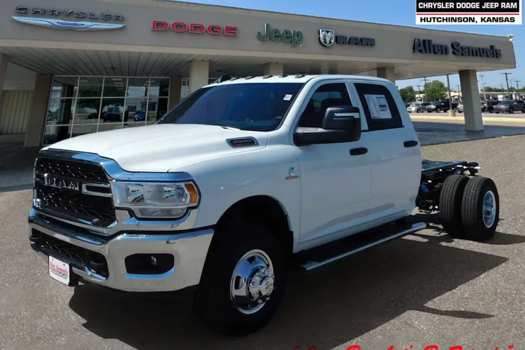 2024 Ram 3500 Tradesman photo 1