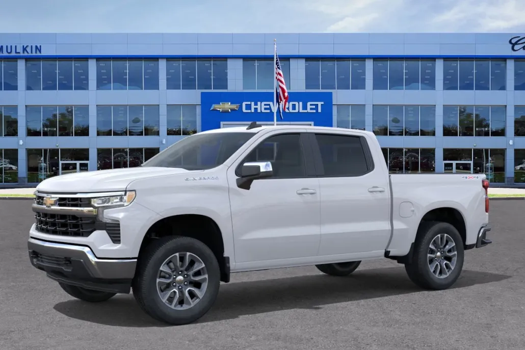 2026 Chevrolet Silverado 1500 LT photo 1