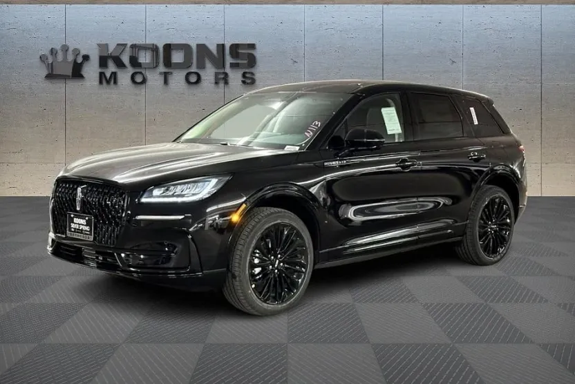 2024 Lincoln Corsair Premiere photo 1