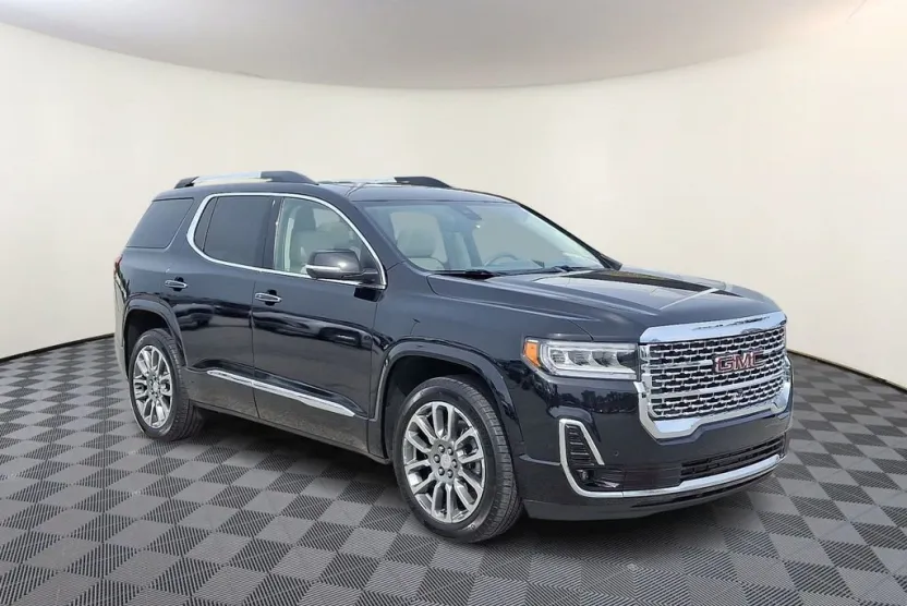 2023 Gmc Acadia Denali photo 1