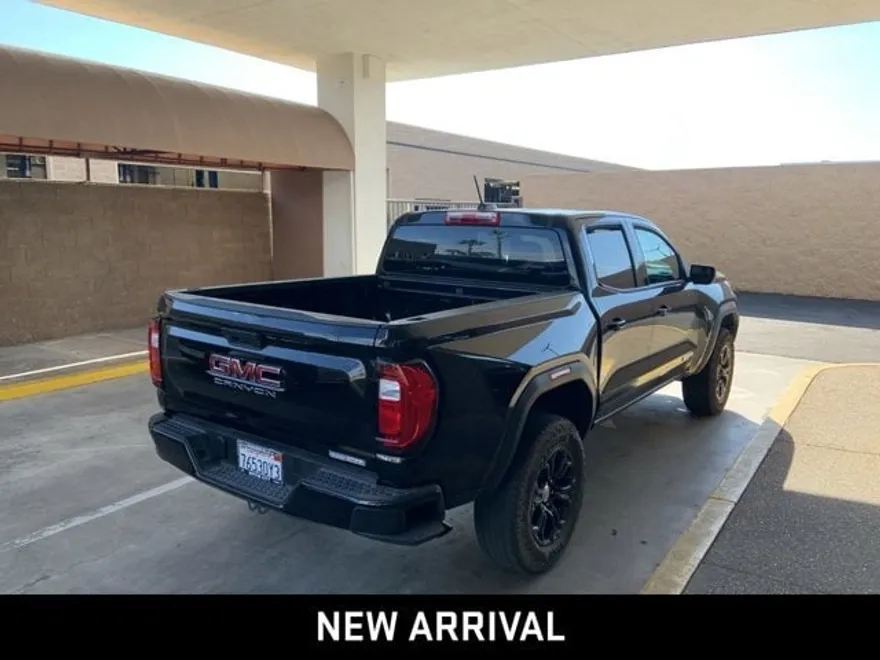 2024 Gmc Canyon Elevation photo 1