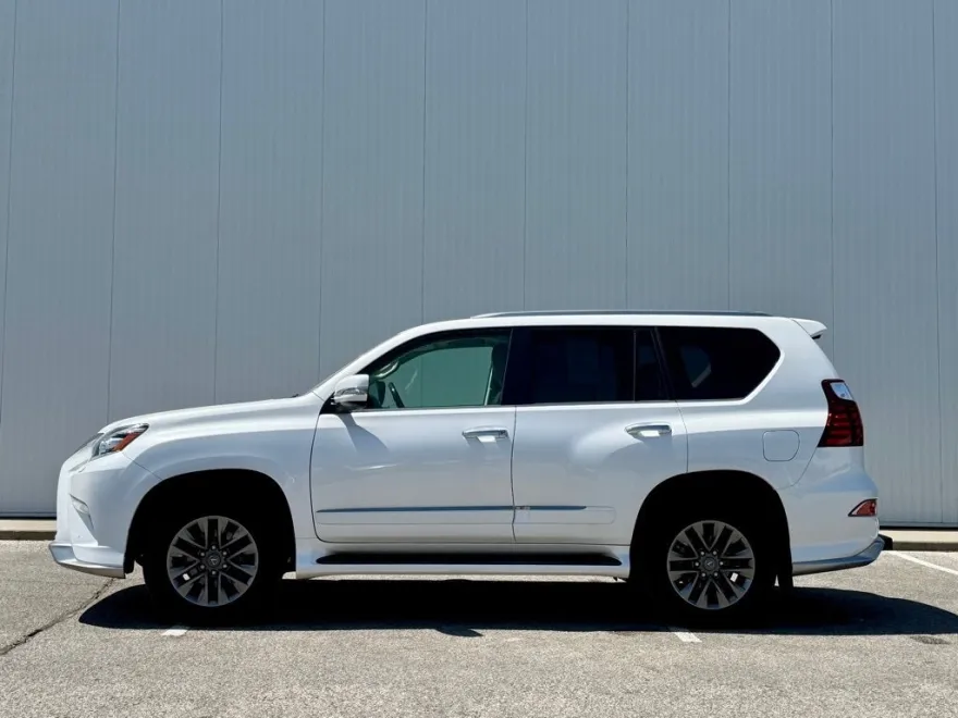 2019 Lexus GX 460 photo 1