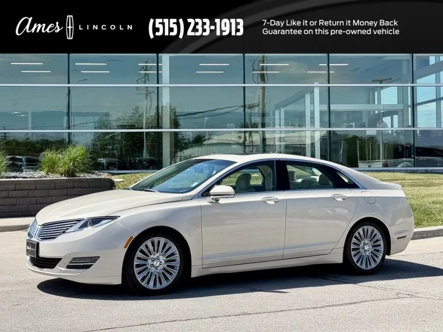 2014 Lincoln MKZ Base photo 1