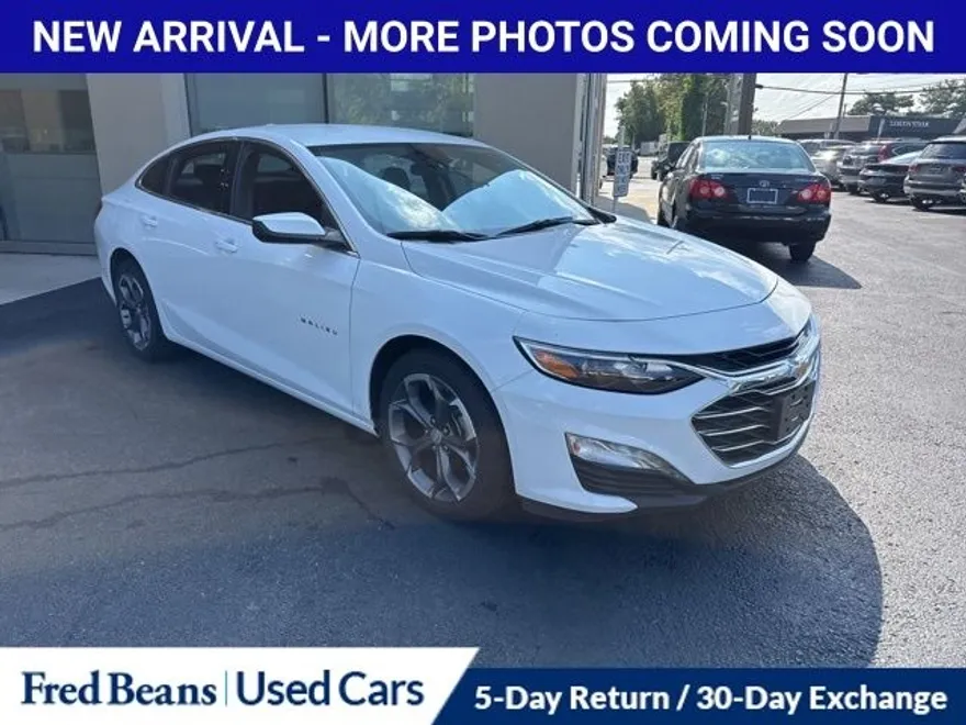 2023 Chevrolet Malibu 1LT photo 1