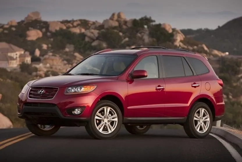 2012 Hyundai Santa Fe GLS photo 1