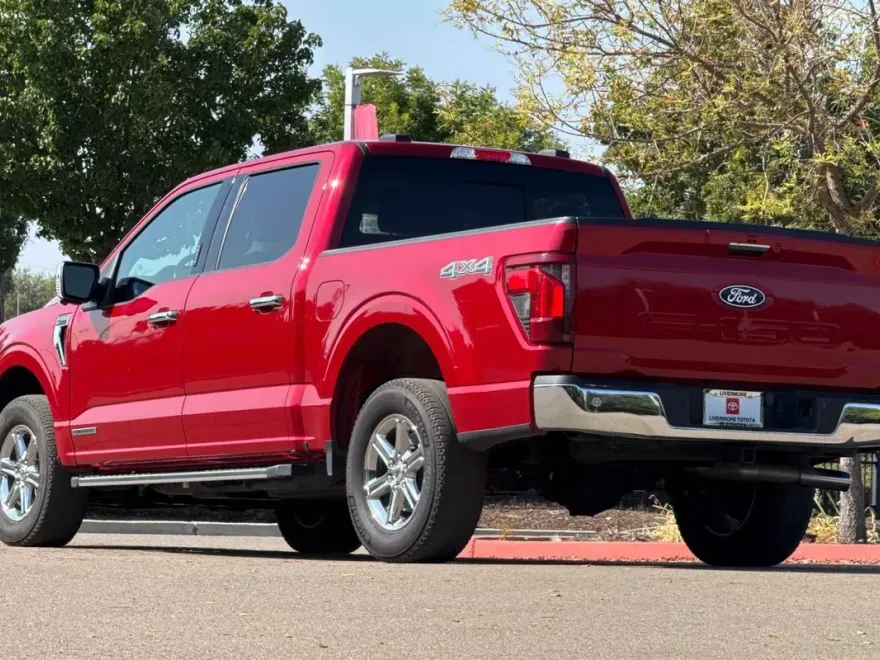 2024 Ford F-150 XLT photo 1