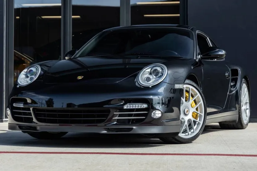 2011 Porsche 911 Turbo S Coupe photo 1