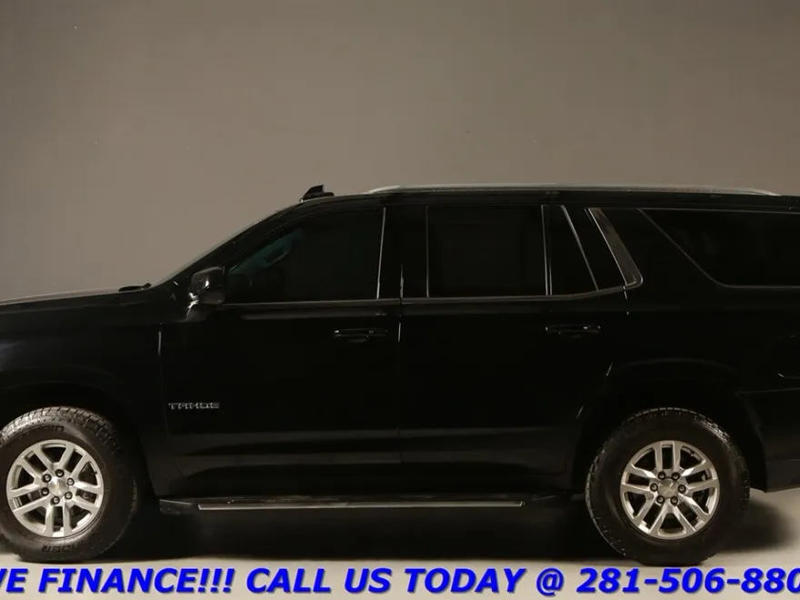 2022 Chevrolet Tahoe LS photo 1